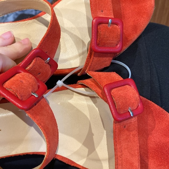 Ma’am Los Angeles / Marsha suede strappy mule Sandal in red 10 - Picture 7 of 7